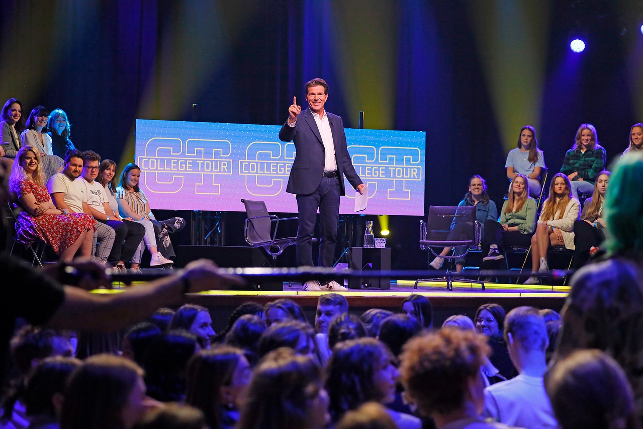 Redactie stagiair bij College Tour en Pointer
