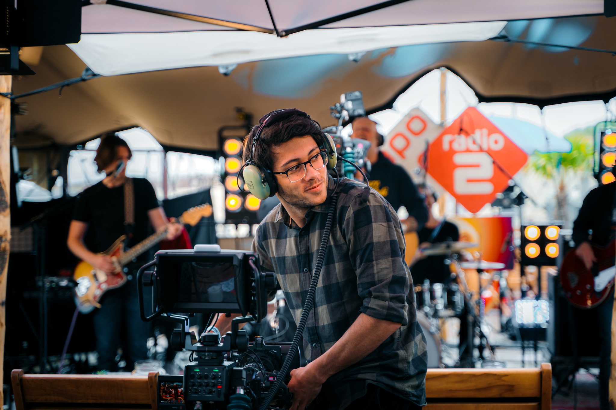 Online stagiair (video) bij 3FM en NPO Radio 2